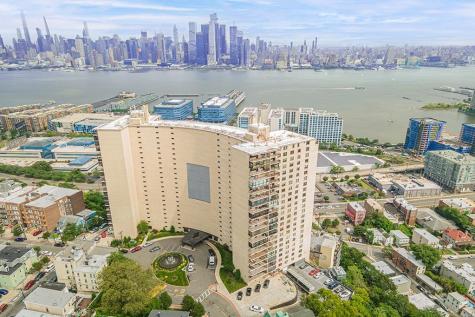 380 Mountain Road Union City NJ 07087