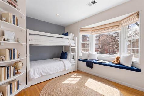 456 9th Street Hoboken NJ 07030