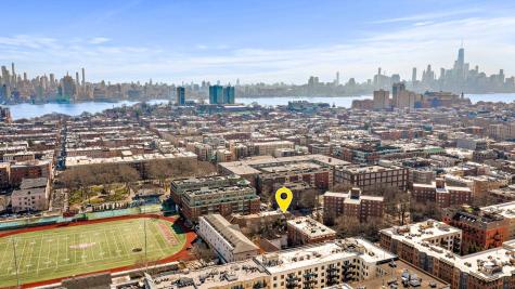 456 9th Street Hoboken NJ 07030