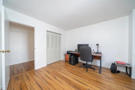1908 Harmon Cove Tower Secaucus NJ 07094