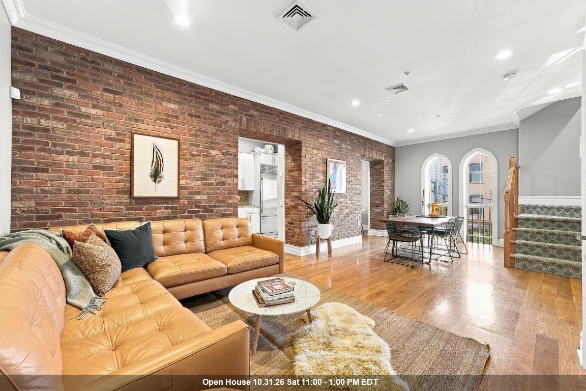 827 Bloomfield Street Hoboken NJ 07030