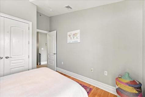 827 Bloomfield Street Hoboken NJ 07030