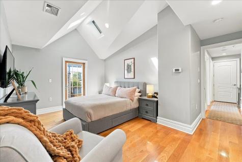 827 Bloomfield Street Hoboken NJ 07030