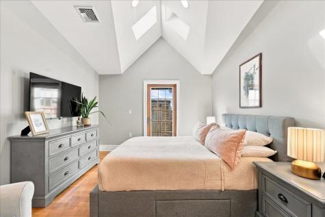 827 Bloomfield Street Hoboken NJ 07030
