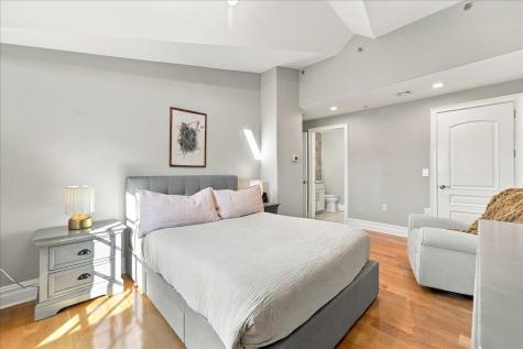 827 Bloomfield Street Hoboken NJ 07030