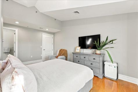 827 Bloomfield Street Hoboken NJ 07030