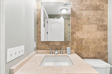 827 Bloomfield Street Hoboken NJ 07030