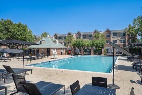 386 Kingston Court West New York NJ 07093