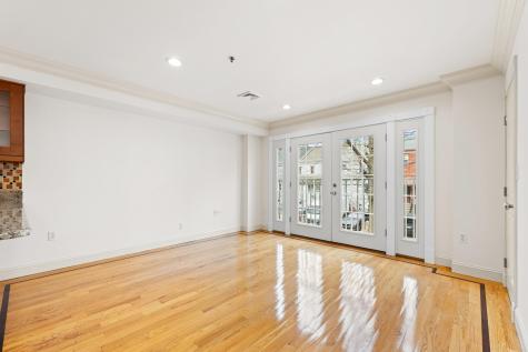 317 11th Street Union City NJ 07087