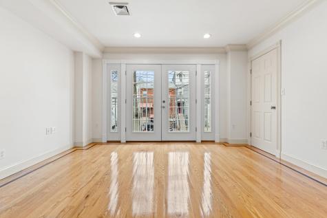 317 11th Street Union City NJ 07087
