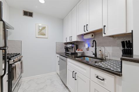 456 9th Street Hoboken NJ 07030