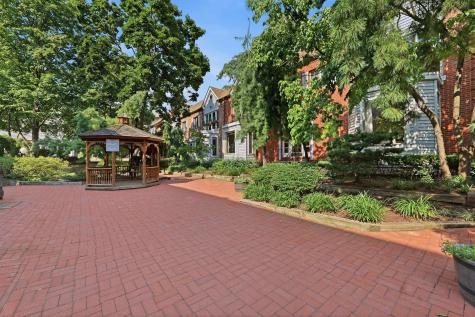 456 9th Street Hoboken NJ 07030