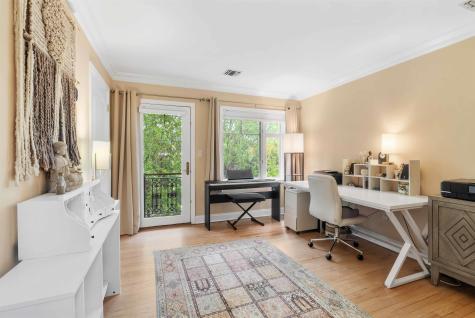 103 Hudson Cove Edgewater NJ 07020