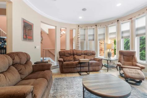 103 Hudson Cove Edgewater NJ 07020