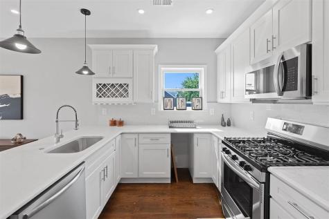 153 Laidlaw Avenue Jersey City NJ 07306