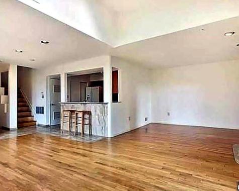 833 Topsail Lane Secaucus NJ 07094