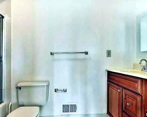 833 Topsail Lane Secaucus NJ 07094