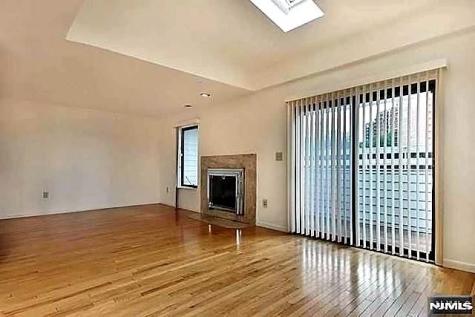 833 Topsail Lane Secaucus NJ 07094