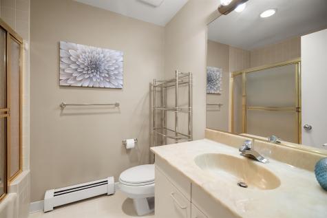 9E Cove Lane North Bergen NJ 07047