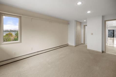 9E Cove Lane North Bergen NJ 07047