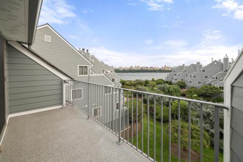 9E Cove Lane North Bergen NJ 07047