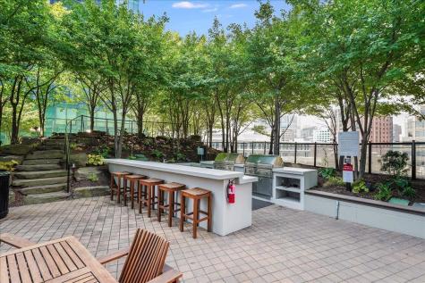 77 Hudson Street Jersey City NJ 07302