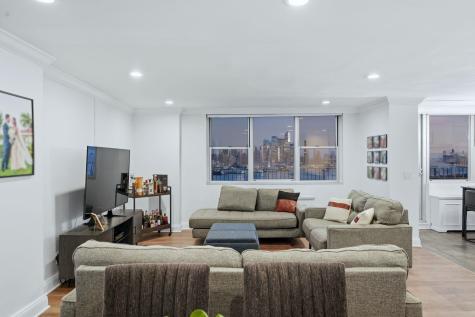 6040 Boulevard East West New York NJ 07093