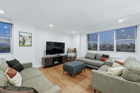 6040 Boulevard East West New York NJ 07093
