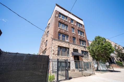 81 Romaine Avenue Jersey City NJ 07306