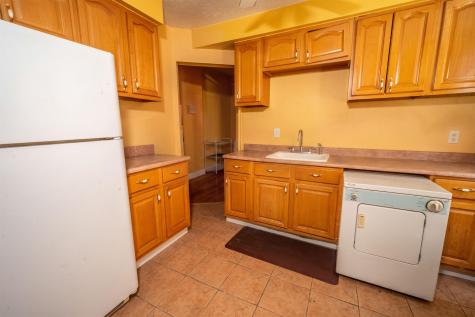 81 Romaine Avenue Jersey City NJ 07306