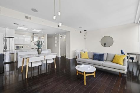 93 Bright Street Jersey City NJ 07302-0000