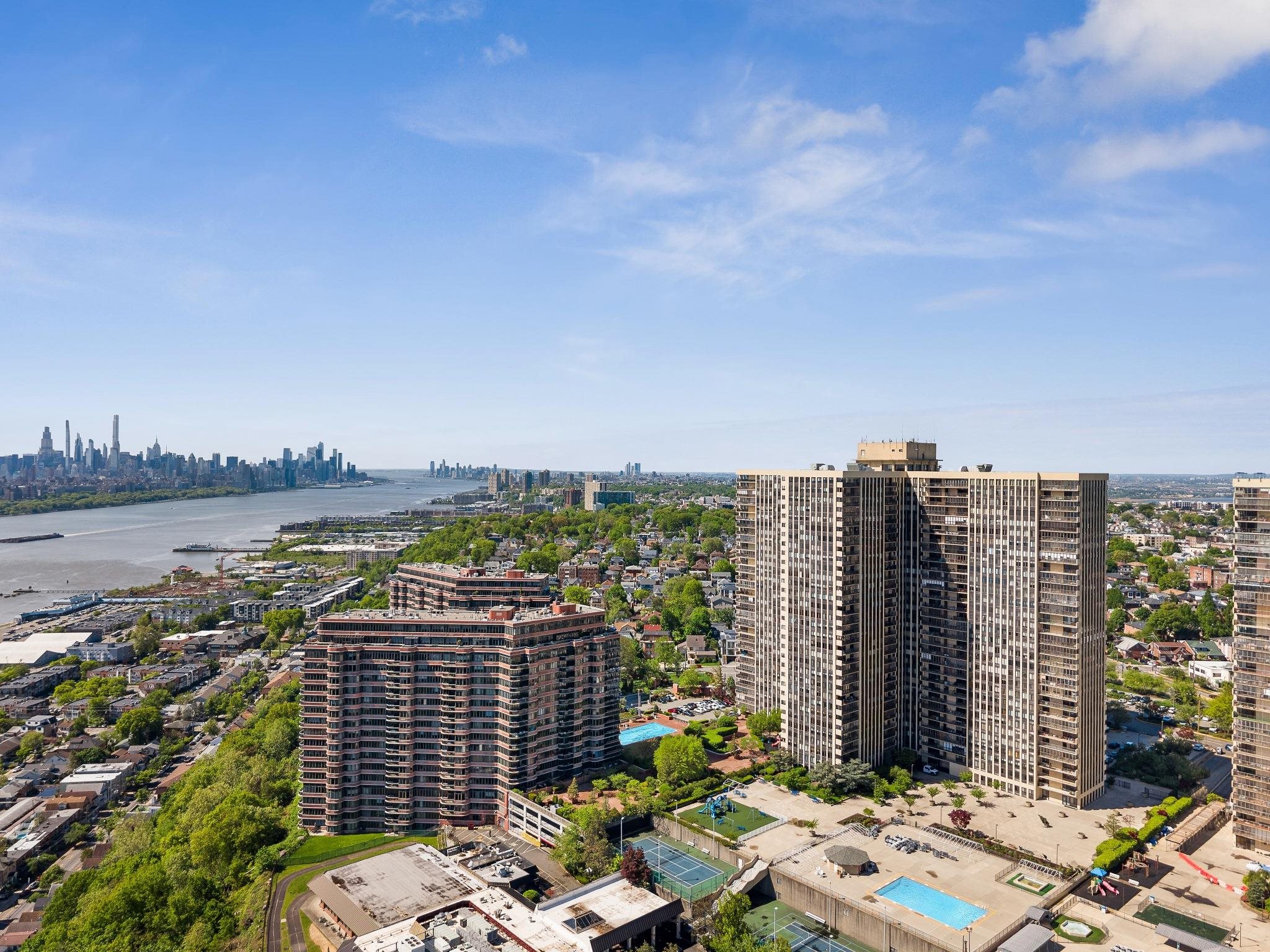 200 Winston Drive Cliffside Park NJ 07010