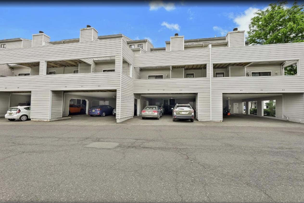 815 Topsail Lane Secaucus NJ 07094