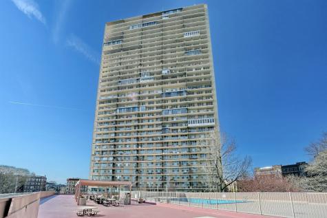 6040 Boulevard West New York NJ 07093