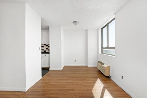 100 Manhattan Avenue Union City NJ 07087