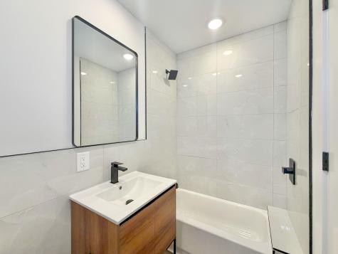 88 Bergen Avenue Jersey City NJ 07305