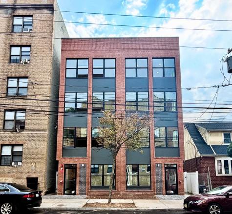 88 Bergen Avenue Jersey City NJ 07305