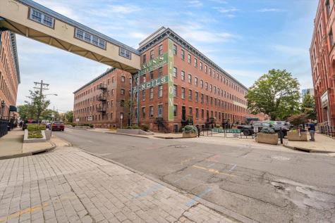 227 Christopher Columbus Drive Jersey City NJ 07302