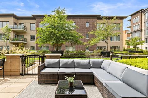 150 Henley Place Weehawken NJ 07086