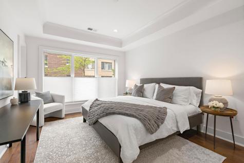 150 Henley Place Weehawken NJ 07086