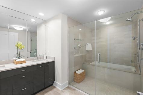 150 Henley Place Weehawken NJ 07086