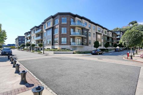 150 Henley Place Weehawken NJ 07086
