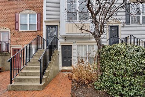 111 Cottonwood Street Jersey City NJ 07305