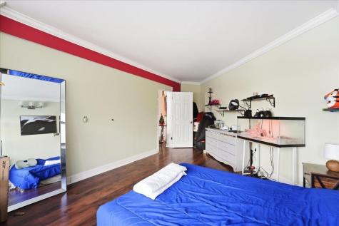 7004 Boulevard East Guttenberg NJ 07093