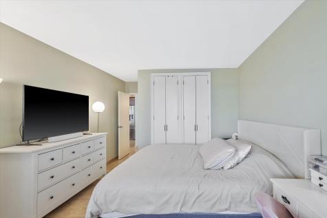 380 Mountain Road Union City NJ 07087