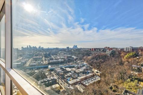 380 Mountain Road Union City NJ 07087