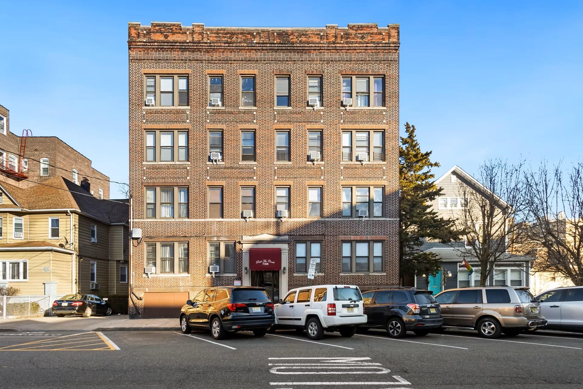 7306 Park Avenue North Bergen NJ 07047