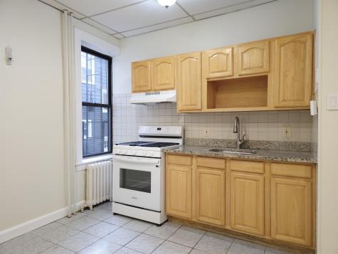 7306 Park Avenue North Bergen NJ 07047