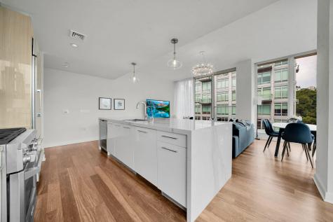 1200 Avenue At Port Imperial Weehawken NJ 07086