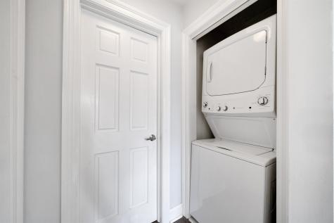 204 Shearwater Court West Jersey City NJ 07305
